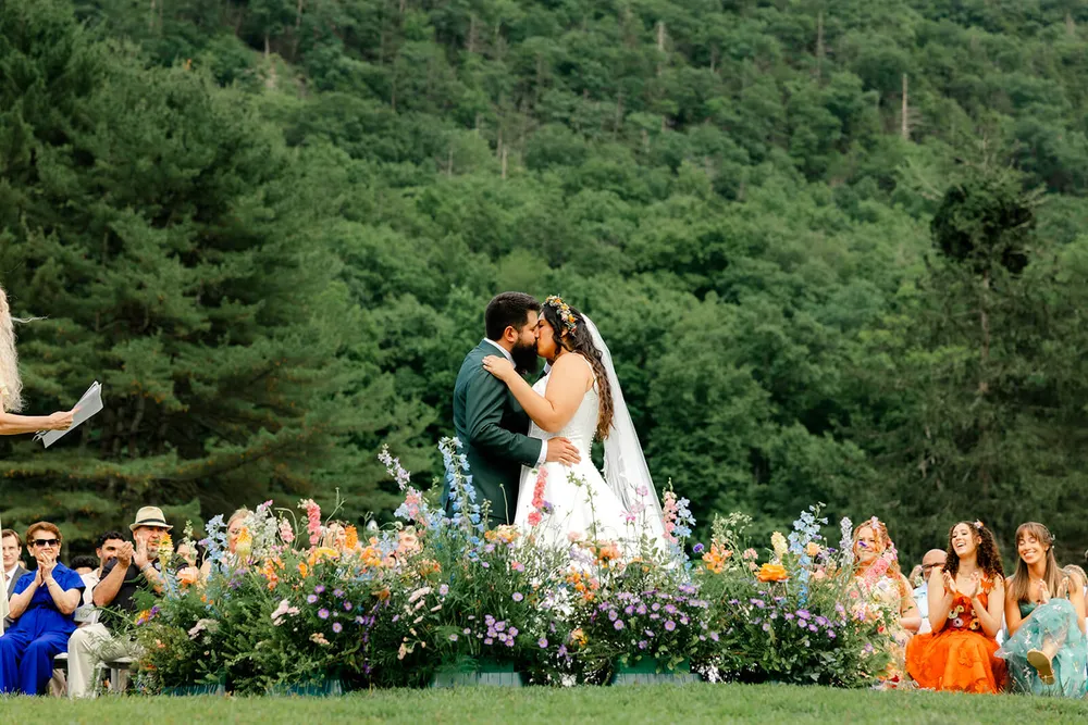 Club Getaway wedding weekend – photo 4 of 29